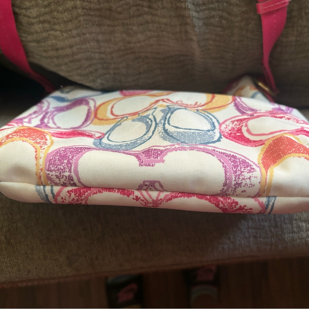 Coach Purse - Picture 3 of 4